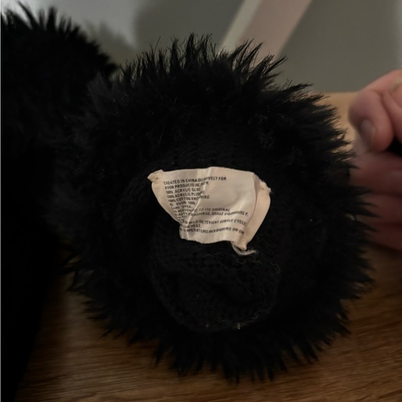Vintage Black Faux Fur Hat/headband/gloves. Beautiful set (Avon). Set of 3!!! - Picture 8 of 8